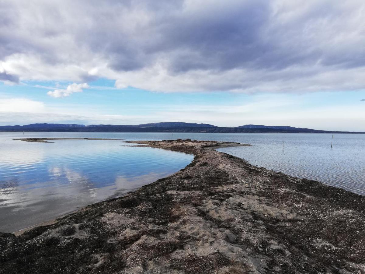 Appartement Tout Confort A Cap Coudalere Avec Vue Magnifique Sur Le Canigou Au Bord Du Lac - Check In Automatise - Parking Gratuit - Aire De Jeux D'Enfants - Le Barcares Luaran gambar